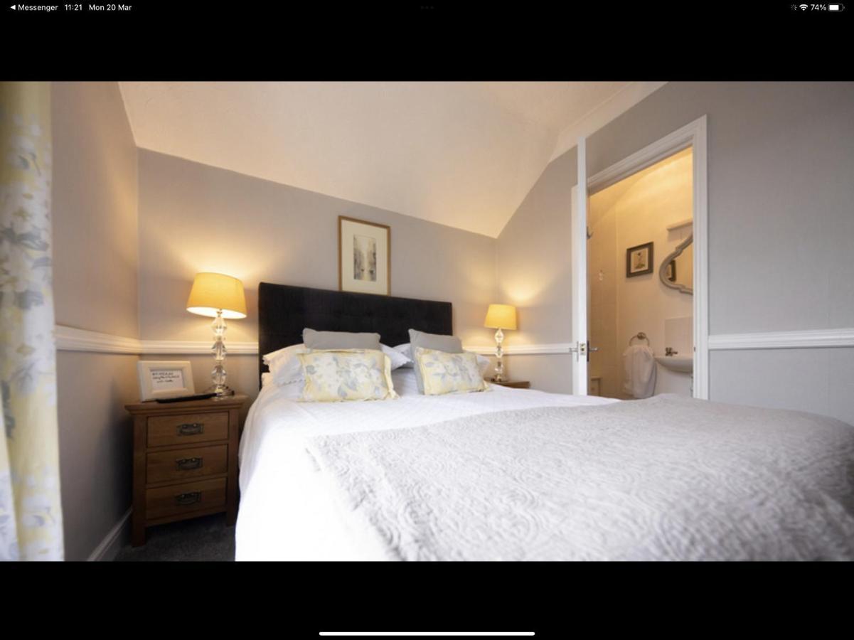 Albury House *
